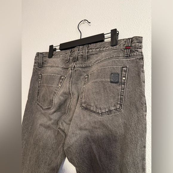 Gucci Men Grey Skinny Jeans - Picture 12 of 13